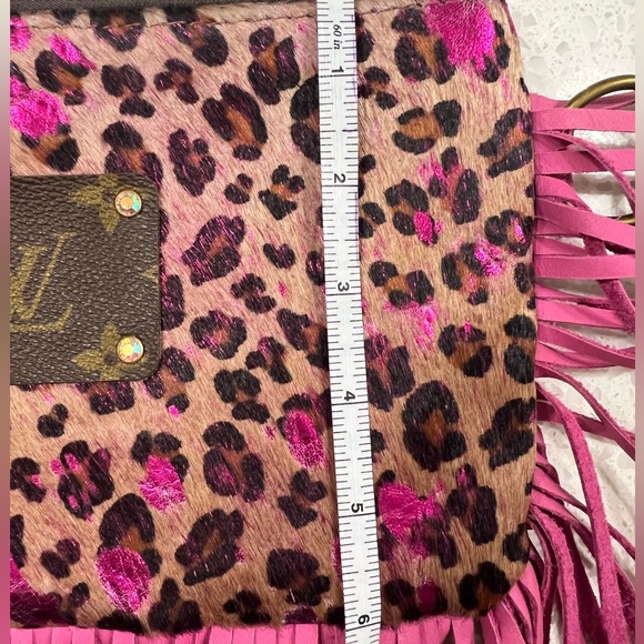 Keep It Gypsy Leather crossbody purse - Picture 9 of 12